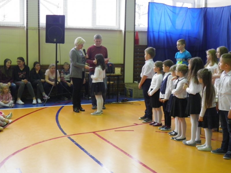 Pasowanie na ucznia klasy I.